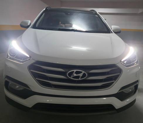 HYUNDAI SANTA FÉ 3.3 MPFI 4X4 7 LUGARES V6 270CV GASOLINA 4P AUTOMÁTICO HYUNDAI SANTA FÉ 3.3 MPFI 4X4 7 LUGARES V6 270CV GASOLINA 4P AUTOMÁTICO